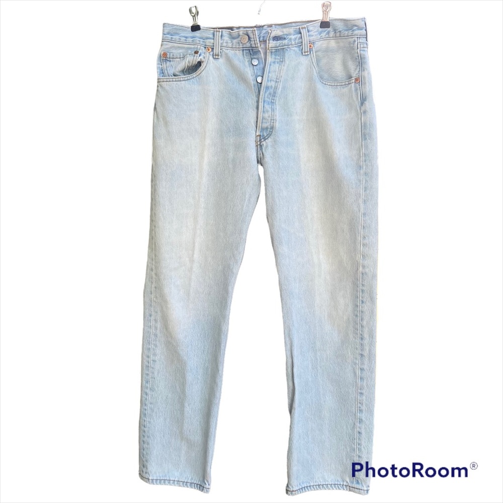 Levi's Light Blue High-Rise Straight Jeans